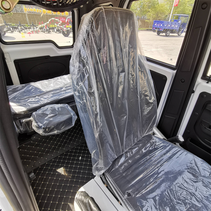 Como posso encontrar um fornecedor confiável de motocicletas triciclo?