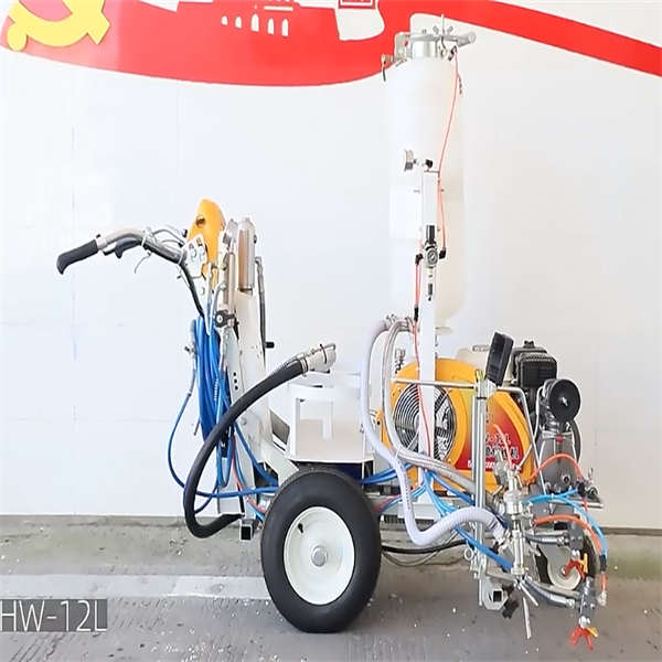 Optimizați Operațiunile de Marcare Rutieră cu Echipamentele Noastre Inovatoare