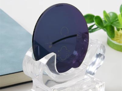 Blue Cut Photochromic Lenses for Students Facing Long Hours of Screen Time