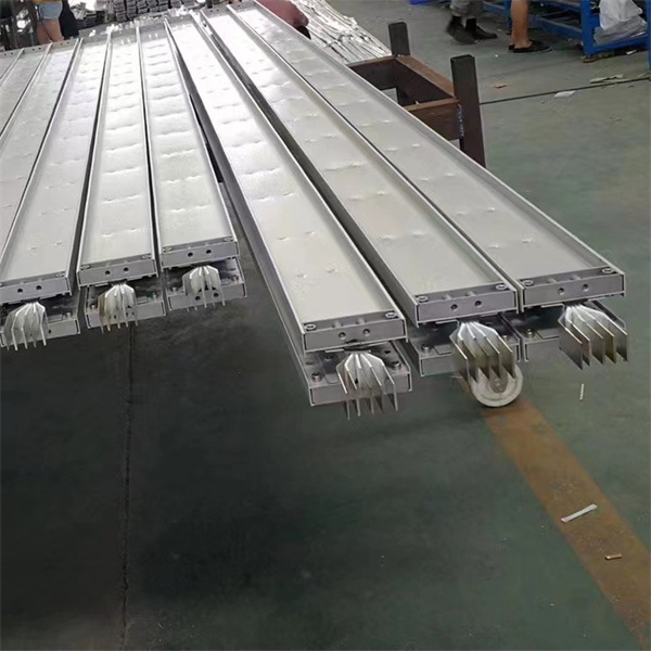 מהי החדשנות העדכנית בטכנולוגיית צינורות בוסבר לקונים סיטונאים?