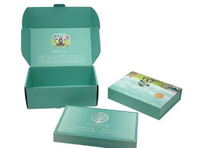 Want to Save on Shipping Costs? Try Foldable Luxury Boxes!