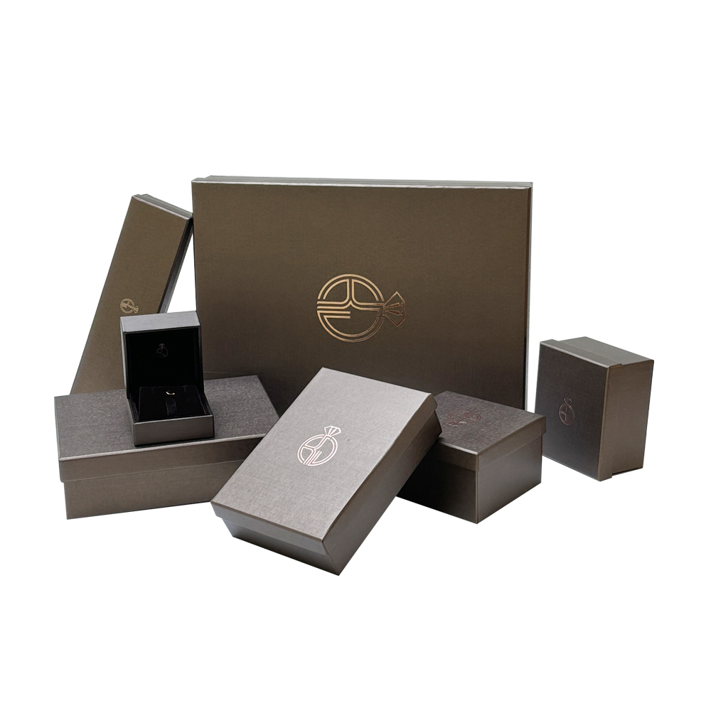 Luxury custom logo wholesale jewelry velvet earrings necklace bracelet packaging box leather small large ring jewelry box manufacture