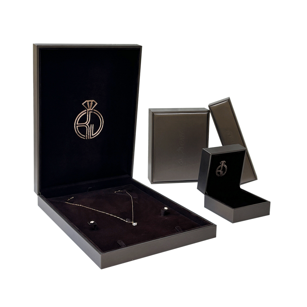 Luxury custom logo wholesale jewelry velvet earrings necklace bracelet packaging box leather small large ring jewelry box details