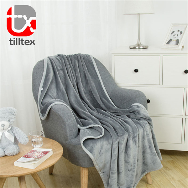 Step by Step: How to Put on a Children's Towel Poncho