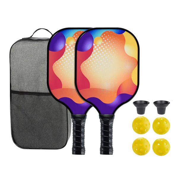 हर खिलाड़ी के अनुकूल डिज़ाइन और सामग्री की विस्तृत चयन