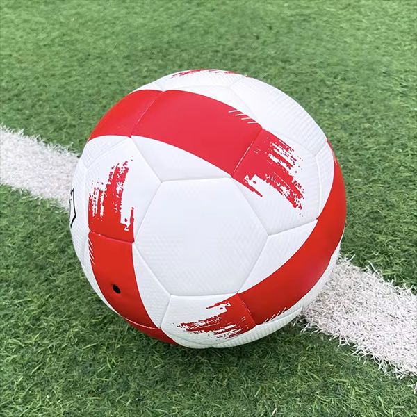 Пронађите савршену лопту за фудбал величине 5 која одговара потребама вашег тима.