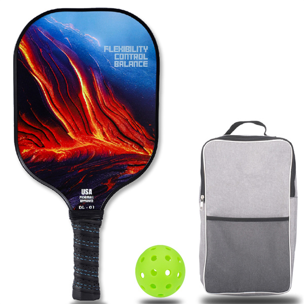 عزز مستواك في لعبة البيكل بول مع مضارب ألياف الكربون المخصصة