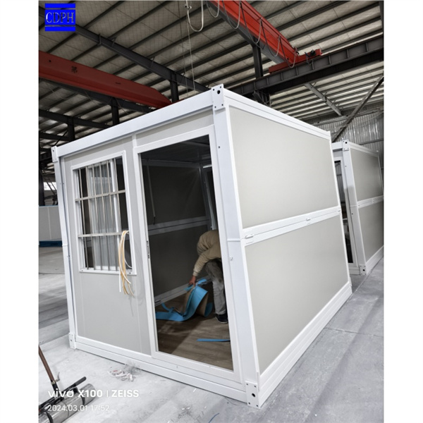 Discover the convenience of a portable tiny home