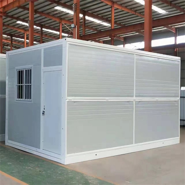 Prefabricated Homes Meet High-End Design