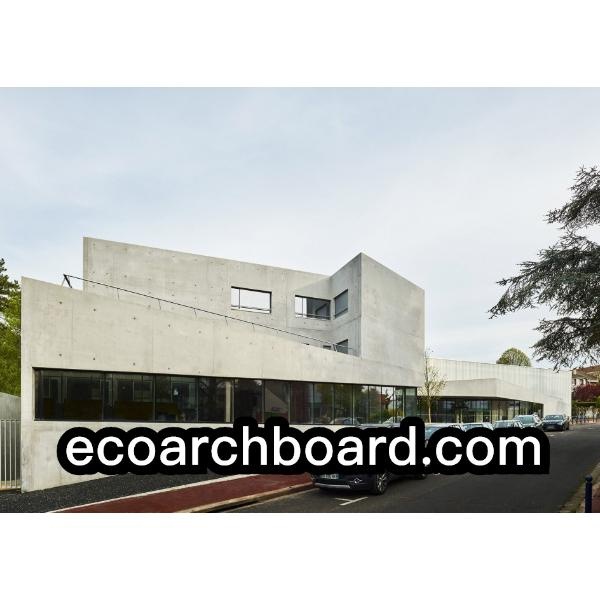 Dodaj wartość i ochronę swojej nieruchomości dzięki wykładzinom ściennej z betonu