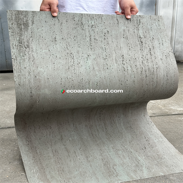 The Benefits of Choosing Travertine Tile for Your Home's Outdoor Areas