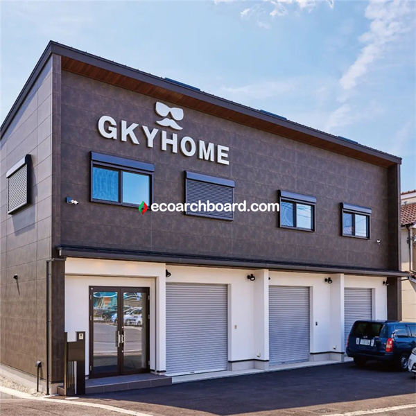 أكد على الجودة ومعايير الخدمة