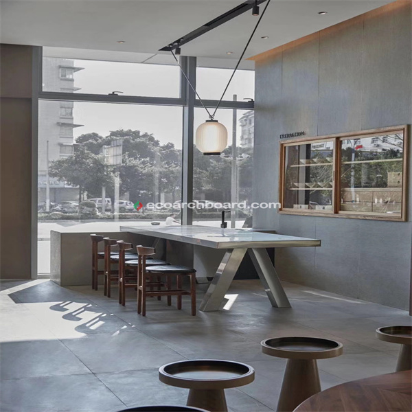 Innováció az oldalfedők terén: