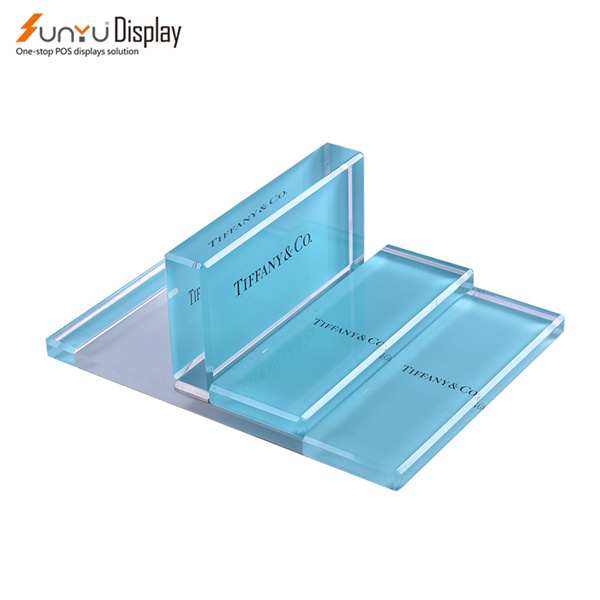 Αποθηκεύστε τα γυαλιά σας σε ένα χαριτωμένο και λειτουργικό προσκεφάλαιο