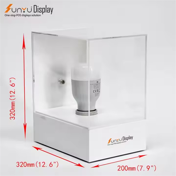 Design simplu, dar impresionant - suporturile de becuri din acrilic sunt indispensabile.