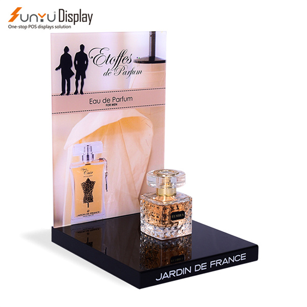 Stands Akrilik untuk Penyajian Profesional