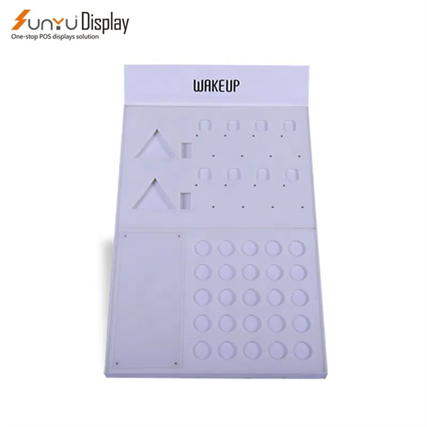 Trvanlivé a ekonomické deskové stojany z plexiskla