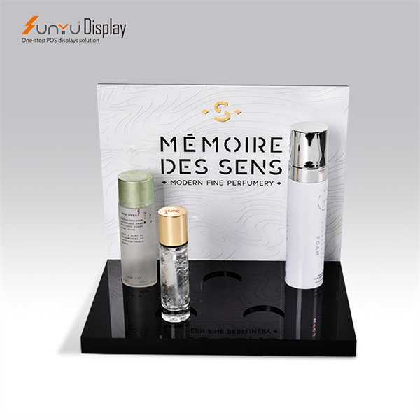 Magas minőségű állványos műanyag megoldások vállalkozása igényeire