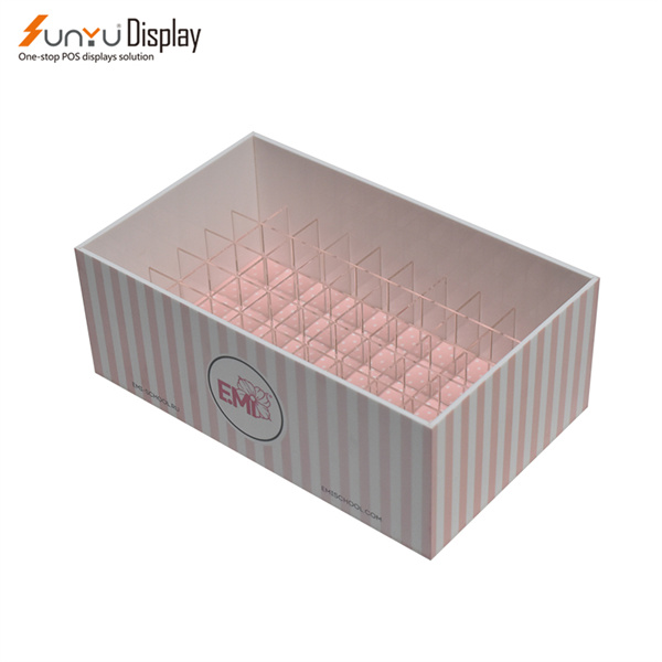 Tegye hatékonyan láthatóvá termékeit kínálatunkból választható üzleti kirakatmegoldásainkkal