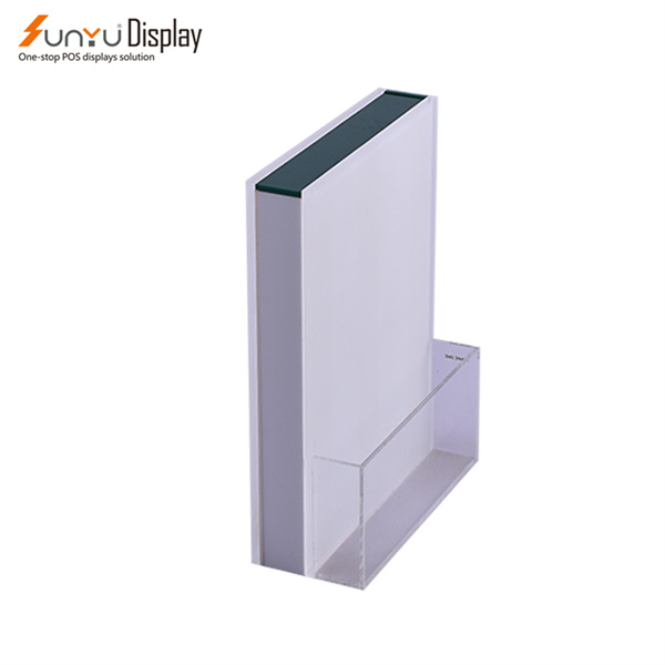 Лако се саставља и удобно се користи