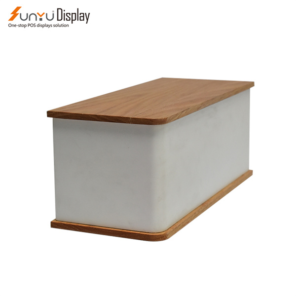 Skipuleggðu skrifborðið þitt með stíl með akryl stöng af viði