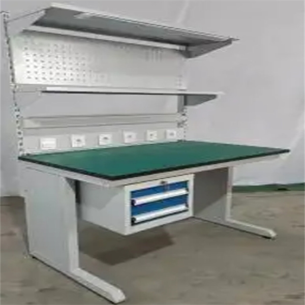 Повећајте продуктивност и смањите ризик нашим врхунским решењима за ЕСД радне столице