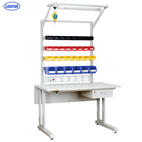 Forbedr din arbejdsproces med holdbare og professionelle ESD-arbejdsbordsløsninger