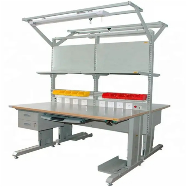 Skydda dina elektronikartiklar med en arbetsbänkstabell ESD