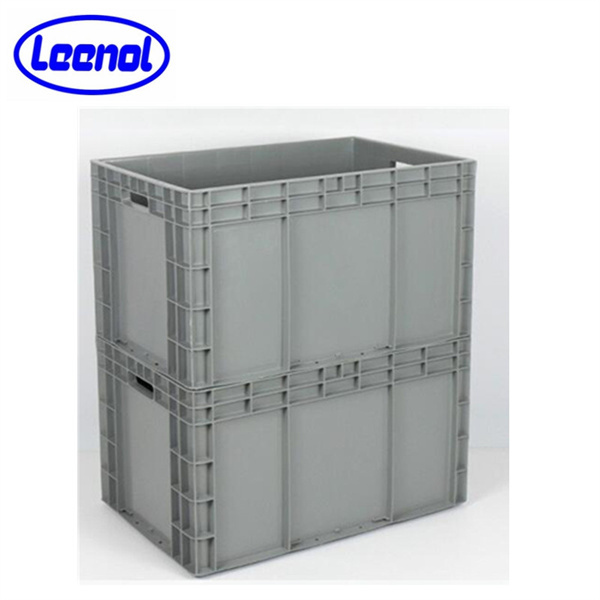 Brug en ESD-kasse med låg til elektronik