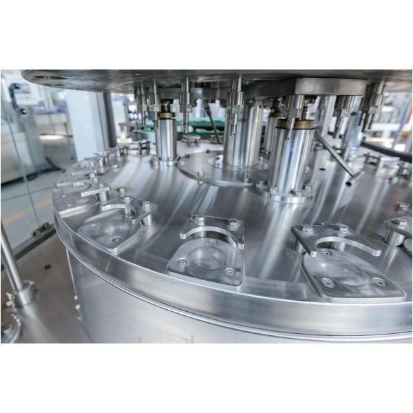 Brza i pouzdana mašina za punjenje gasa za industriju pića