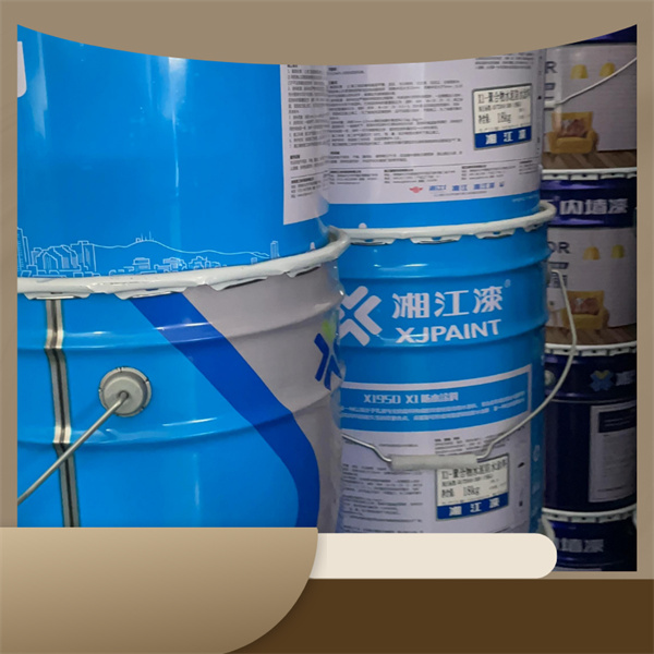 Обновите пол в гараже с помощью эпоксидного покрытия для длительного результата