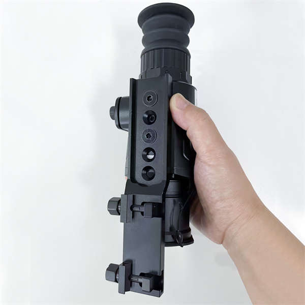 Dhamaan Optiksiga Dhow Hanuun ee ku saabsan Sooqaalka waxaa laga heli karaa haduu ka mid ah