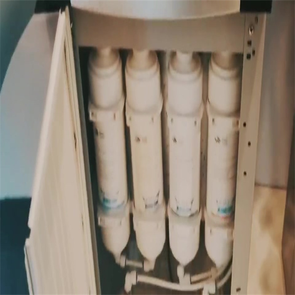 DIウォーターフィルターでクリスタルクリアな水を体験してください