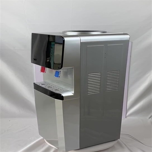 Maximiza el espacio y la accesibilidad con un soporte versátil para dispensador de agua