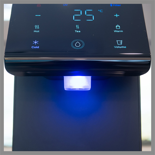 Сиздин суу таза жана коопсуз экенине ишенч алып, тынычтыкта жашоону камсыз кылган надандыкка ээ болуңуз