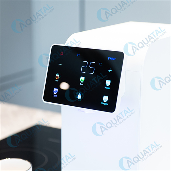 Куулукта жарык суу менен жана күз убакытында жарык чай менен тушуңуз