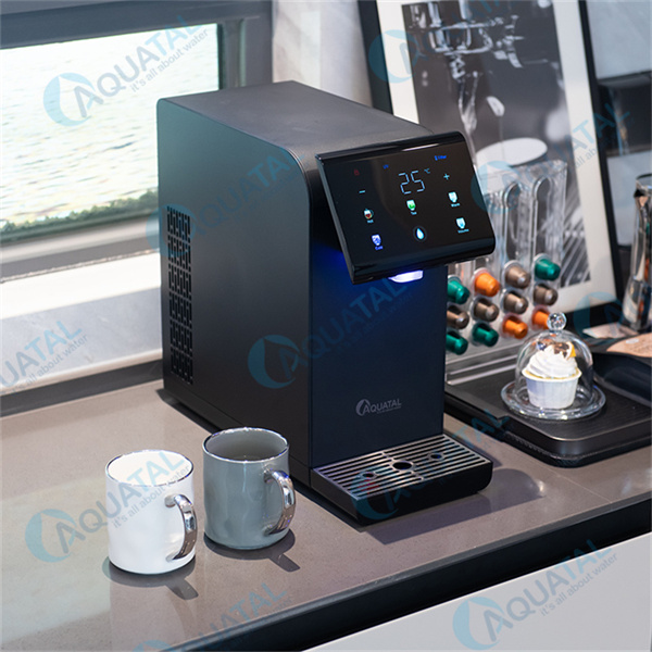 Неге стол үстү суу диспенсери – бул оюнду өзгөртүүчү?