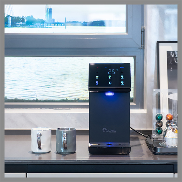 Жогорку сапаттагы УФ лампалар сууну эффективдүү иштетүүнү камсыз кылат