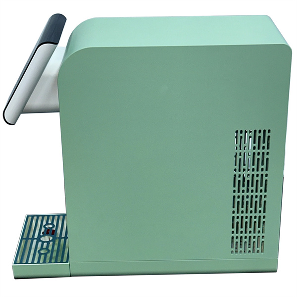 Сиздин үй-бүлөңүз биздин жакшы суу тазалоочудан коопсуздук менен жана ден соолук менен ичкенин билип, тынычтыкта жашагыла.