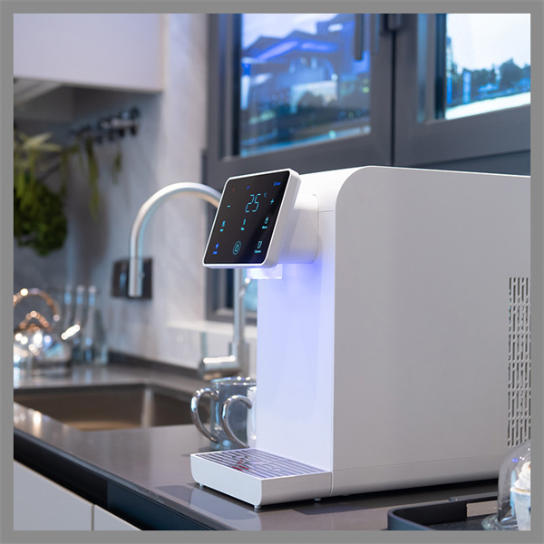 Жогорку Сапаттагы Ысык жана Суук Сүзгүчтөн Өткөн Суу менен Клиенттериңизди Танкыттырып, Кызматкерлеринизди Кубанычтуу Кылыңыз