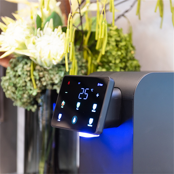 Ишчил офистер, ресторан жана иш-чаралар үчүн жакшы болгон, тез арада газдалган суу алуунун ыңгайлуулугун алыңыз.