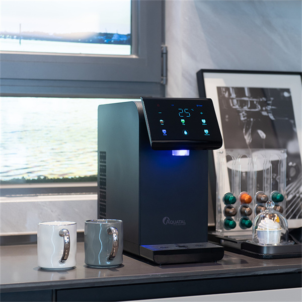 Түбүнкү жүктөлүштүү суу диспенсерин тазалоо жана кароо ыкмалары