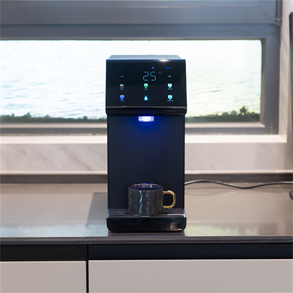 Биздин стильдүү диспенсер моделери менен иш ордуңузду же үйүңүздү жакшыртыңыз