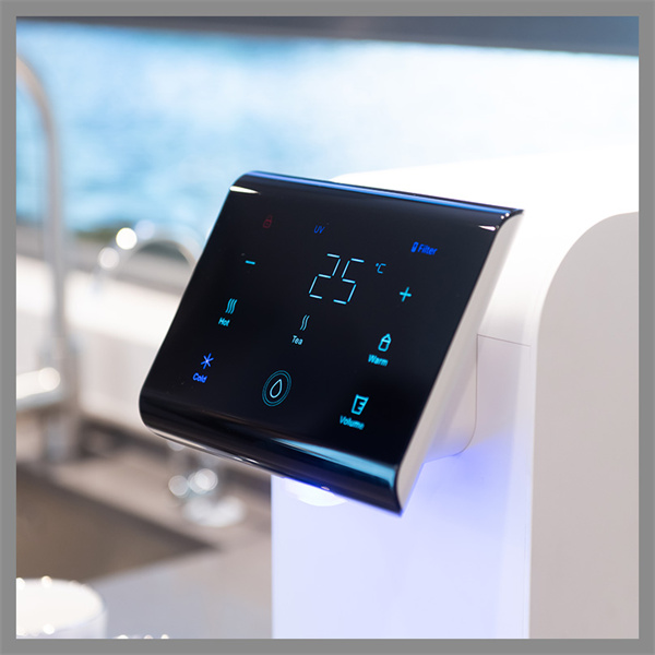 Биздин суу салкындатуу чечимдери менен иш ордунун өнүмдүүлүгүн жогорулатуу