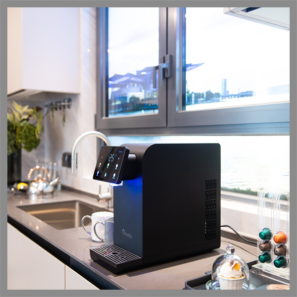 Стильдуу жана мейкиндикти утуучу үстөл үстү суу бөлүүчүлөр