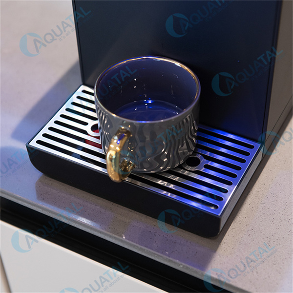 Тышкы иш-чарада колдонуу үчүн эң жакшы суу бакында мураска