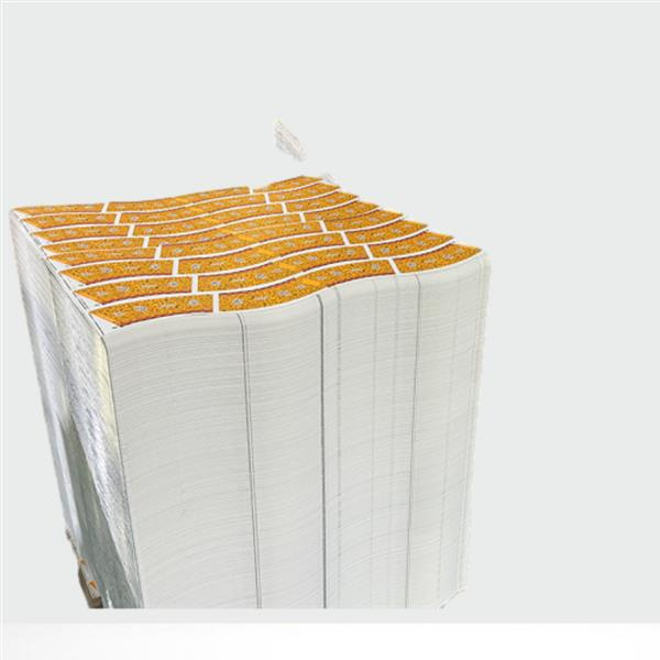 Přidejte do své kávy trochu radosti s vánočními kelímky