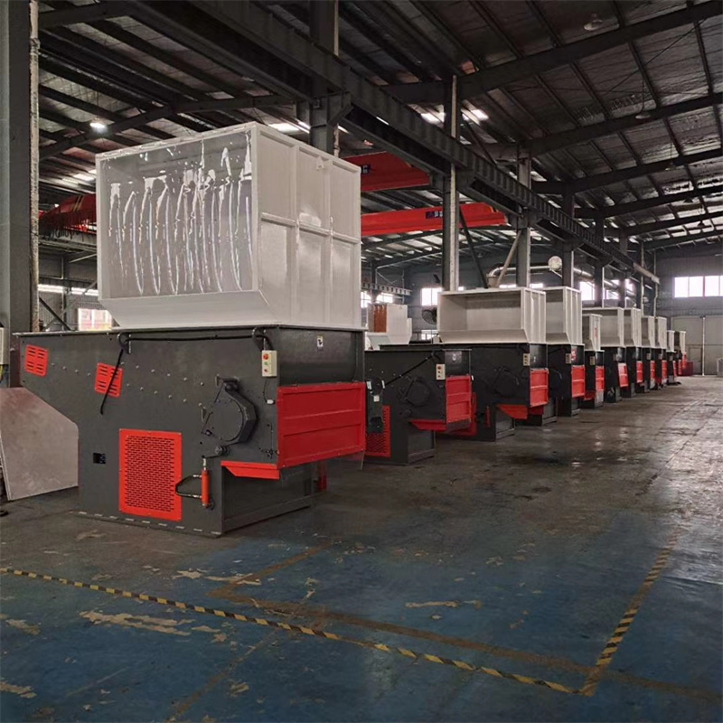 Решавање сложених реза у пластици са кружном пилом