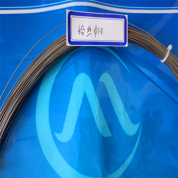 Die Bedeutung von Hafniumdraht in Kernreaktoren aufgrund seiner hohen Thermoneutronen-Aufnahmefähigkeit.