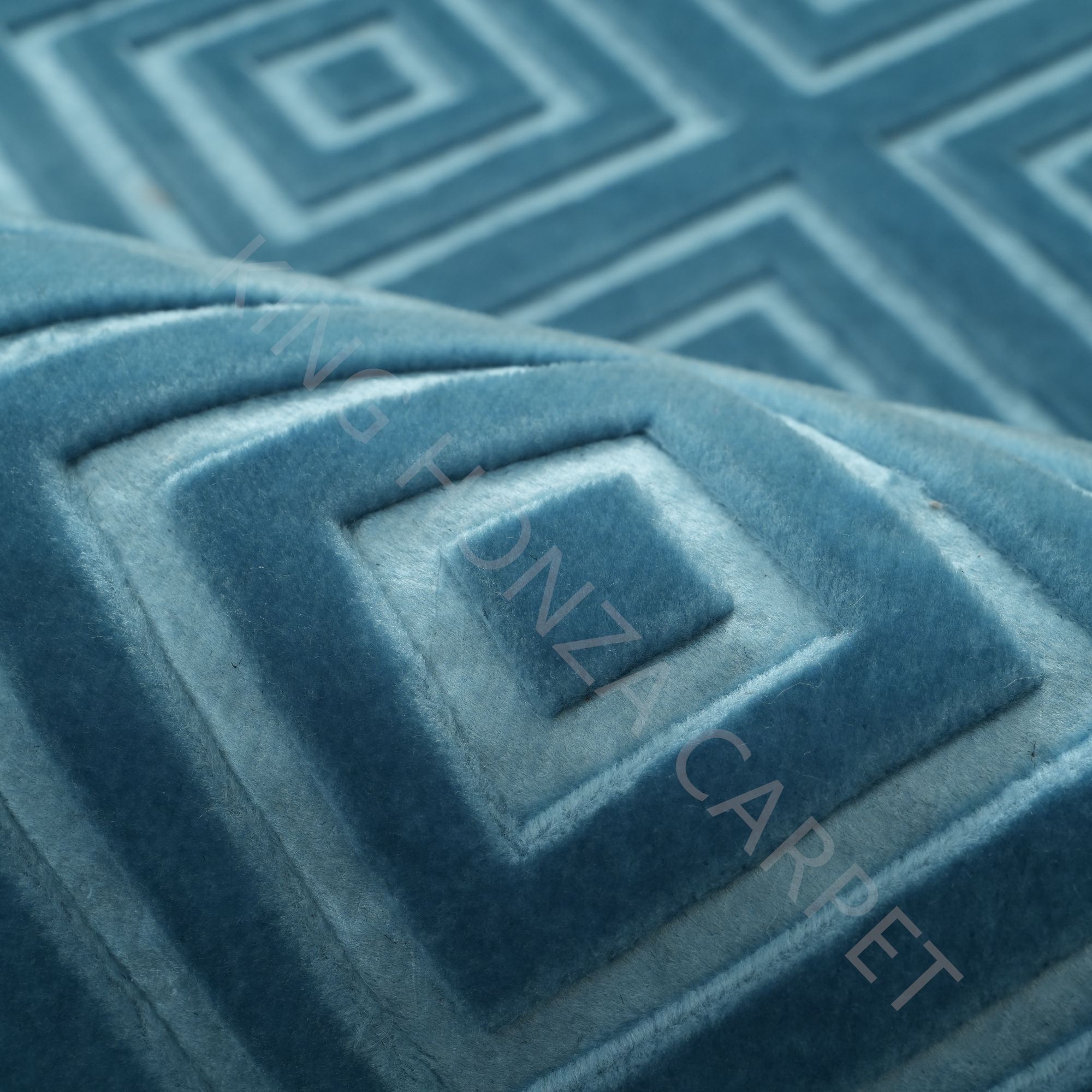 Ковёр з леапардовым принтом